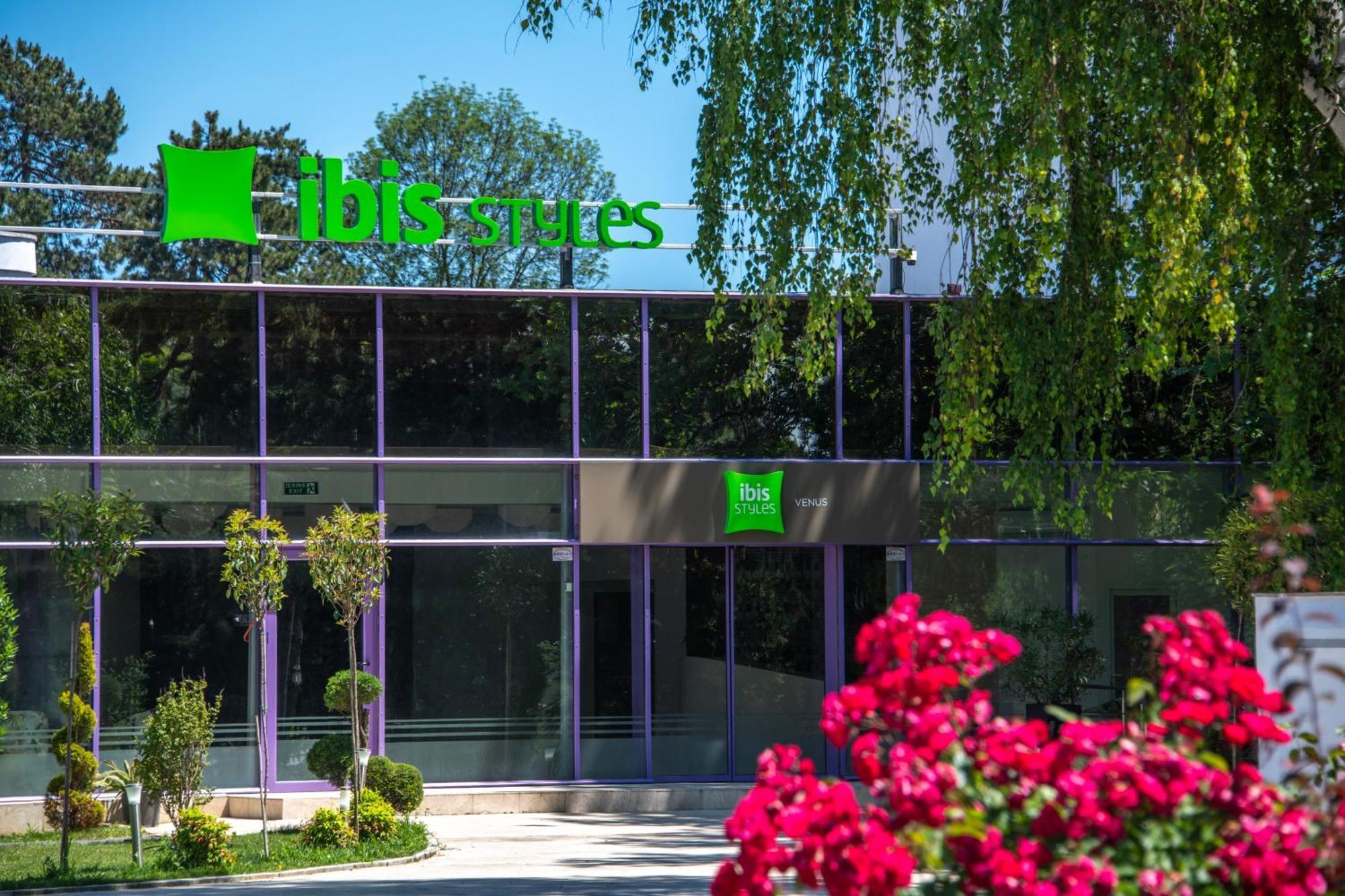 Ibis Styles Venus Hotel Exterior photo
