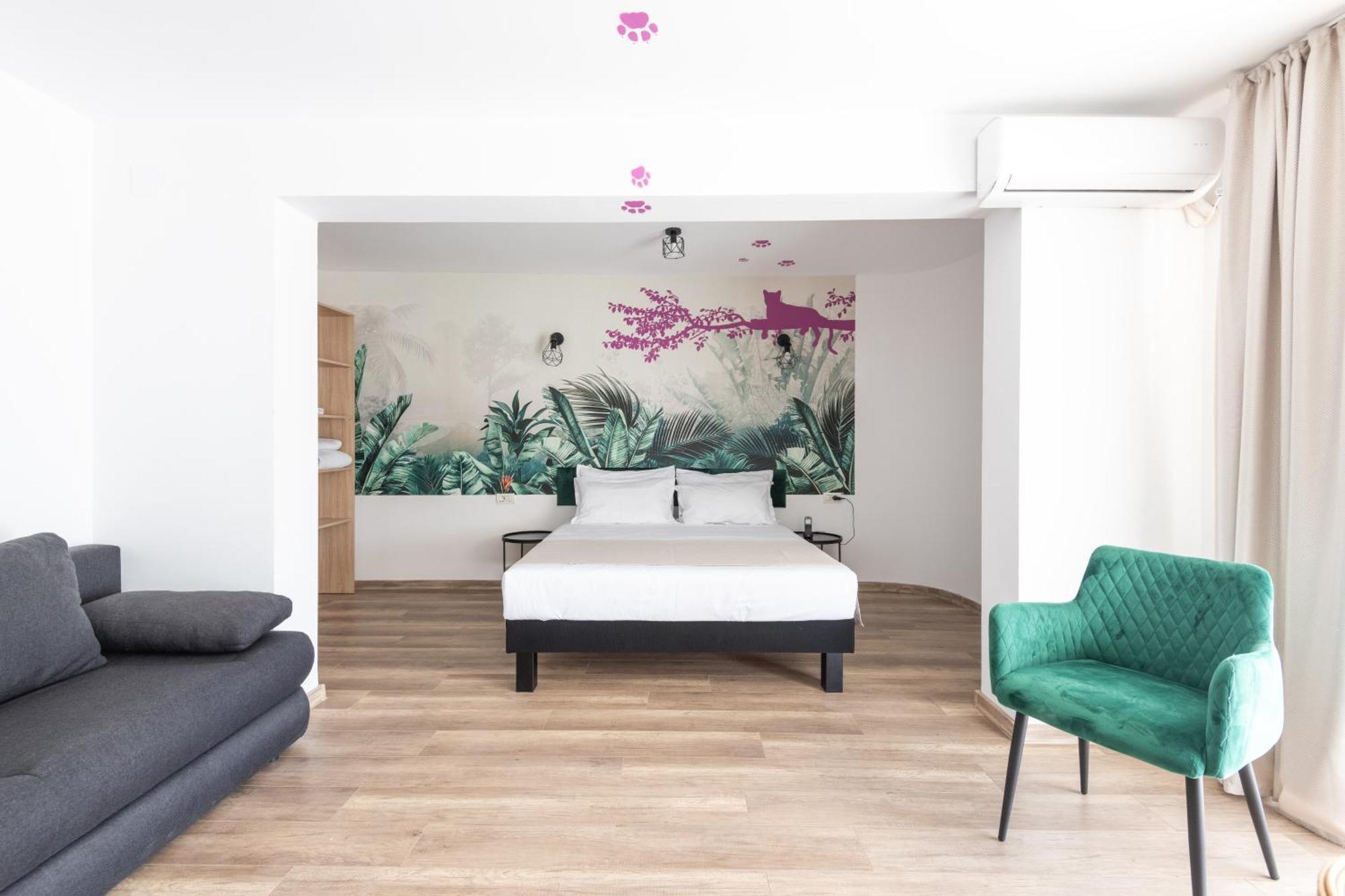 Ibis Styles Venus Hotel Exterior photo